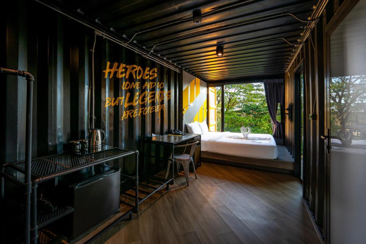 Hotel Hivetel Chalong Exteriér fotografie