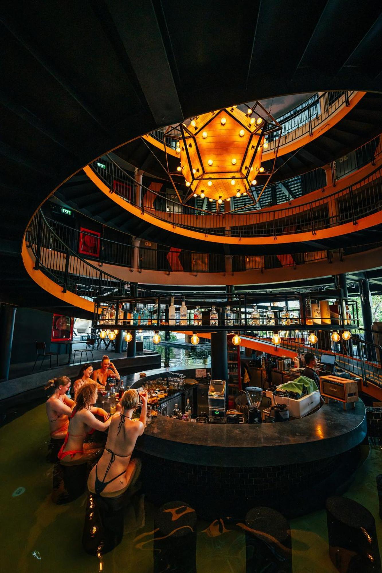 Hotel Hivetel Chalong Exteriér fotografie
